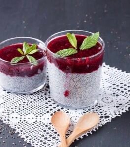 Chia pudding lait de coco fraise